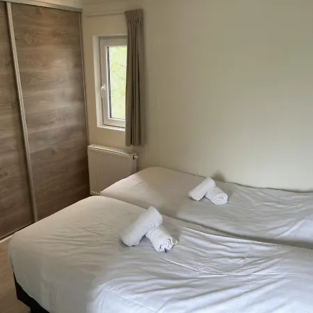 Enticing Beachside Chalet Hellevoetsluis
